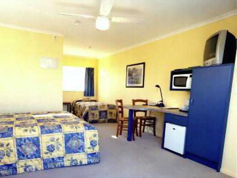 Elliotts Kapiti Coast Motor Lodge Paraparaumu Dış mekan fotoğraf