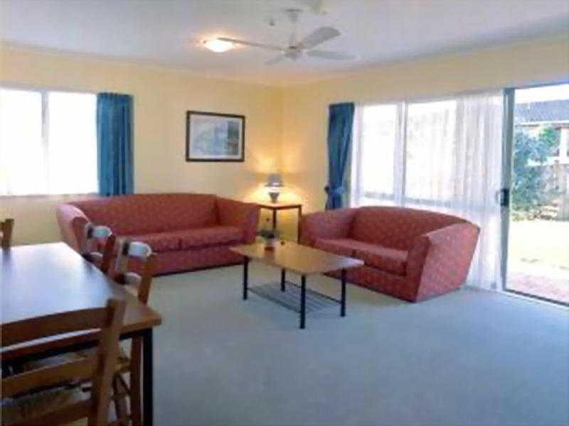 Elliotts Kapiti Coast Motor Lodge Paraparaumu Dış mekan fotoğraf