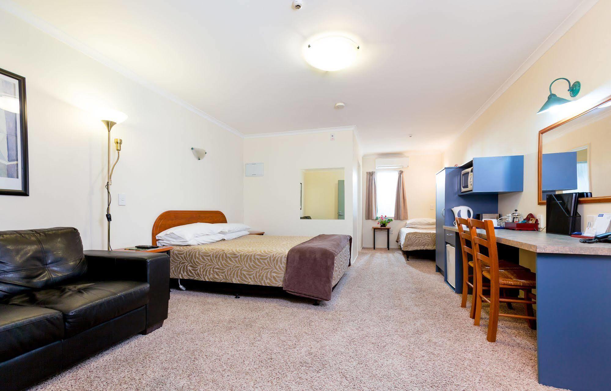 Elliotts Kapiti Coast Motor Lodge Paraparaumu Dış mekan fotoğraf